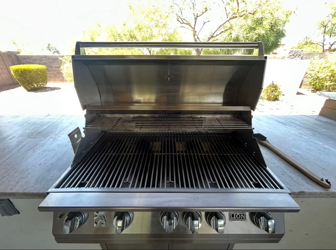 Lion Grill Deep Clean Done Right in Arizona image