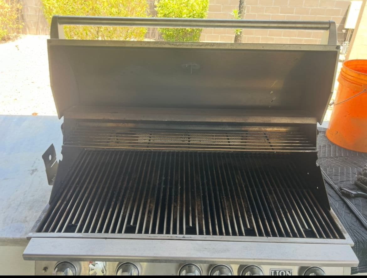 Gallery photos for Lion Grill Deep Clean Done Right in Arizona: Image #1