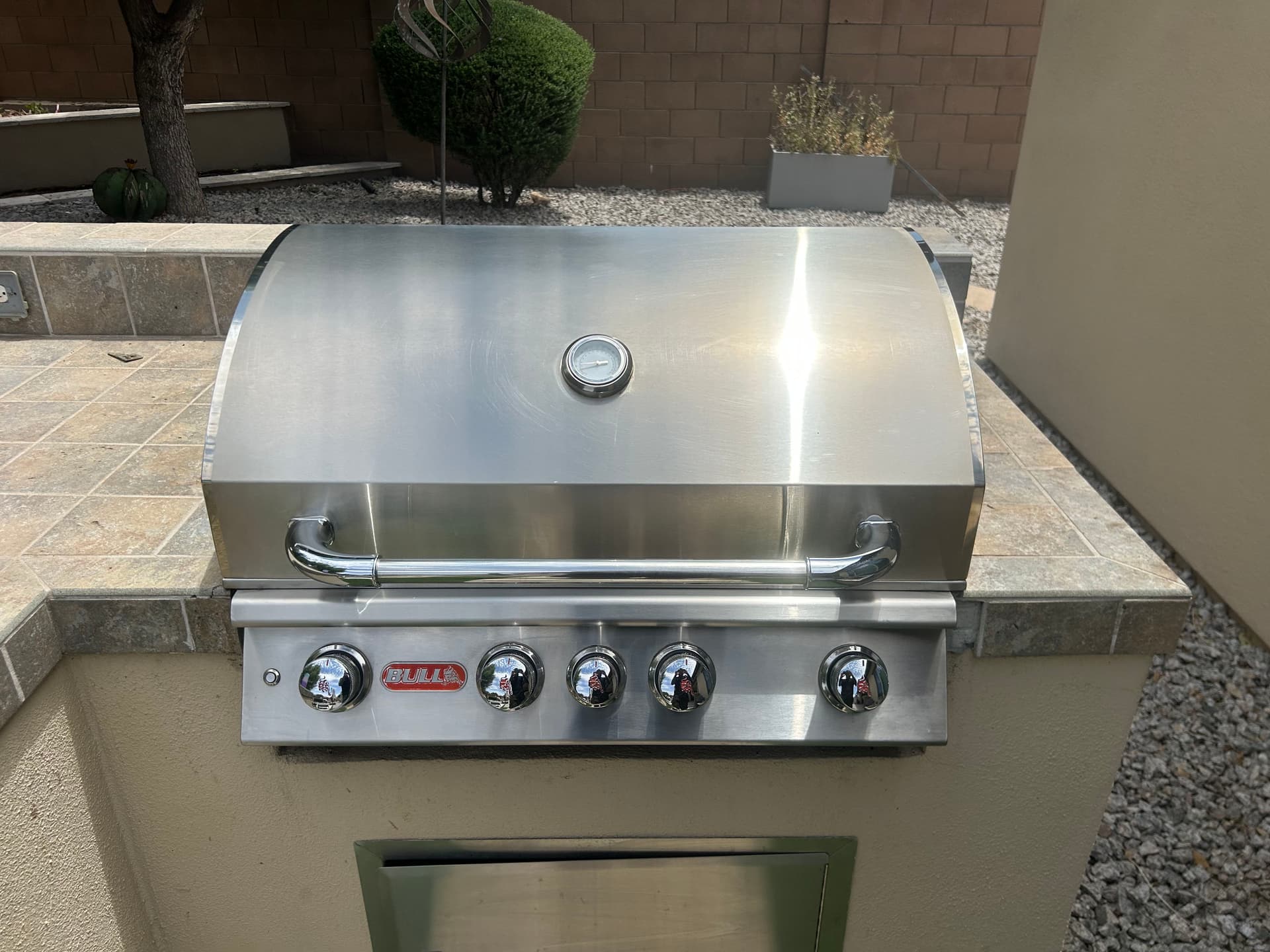 Gallery photos for Professional BBQ Deep Clean That Costs Less Than You Think: Image #1
